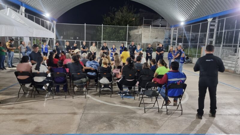 Revisaron policías municipales tapias, motocicletas y vehículos durante “24 Horas en tu Barrio” en colonia Campesina y Cerro de la Cruz