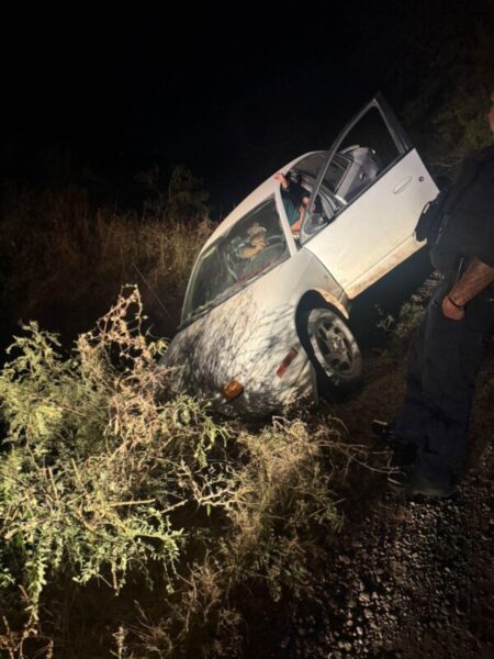 ¡Tragedia acuática en Chihuahua: Vehículo se precipita al canal de NCG y acaba con dos vidas en segundos!