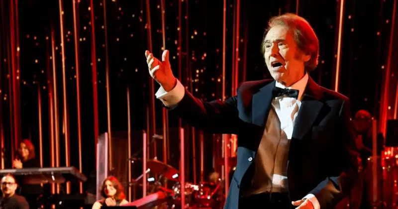 ¡Raphael vence al linfoma y conquista los Latin Grammy como Persona del Año!