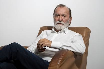 Préstamo de 150 mdp a Epigmenio Ibarra por Bancomext se extiende hasta 2027 con solo 30 mdp pagados