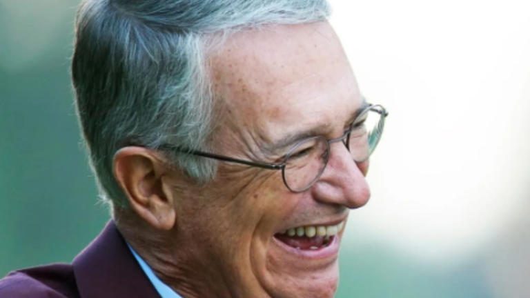 Salinas Pliego insiste en que ya liquidó su deuda fiscal pero sostiene que autoridades no lo reconocen