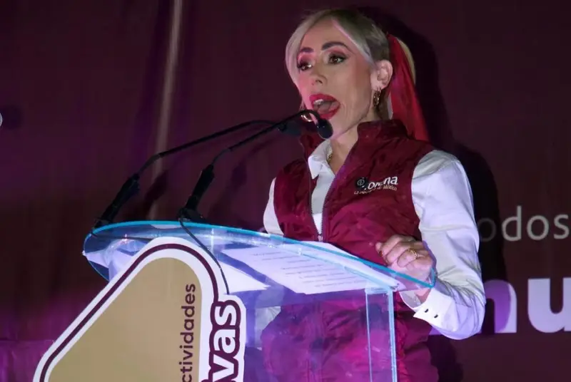 Brenda Ríos rinde informe legislativo ante plaza llena