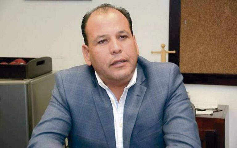 La esclavitud en tiempos de colera laboral, ósea, vacaciones