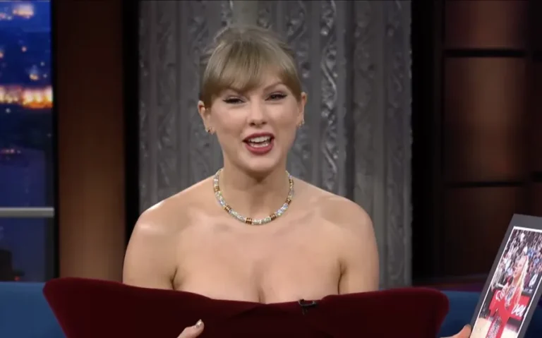 El “efecto Taylor Swift” golpea de nuevo: el libro que escuchaba en la docuserie de Eras Tour triplica ventas y será adaptado por Netflix