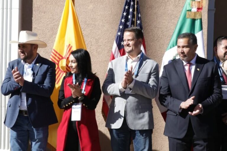 Participan alcaldes chihuahuenses en el encuentro binacional en el México – Nuevo México Advocacy Day