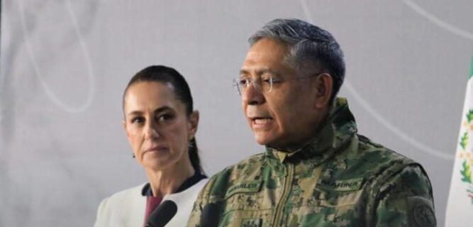 Escándalo en aduanas: Vicealmirante Manuel Farías Laguna, detenido por huachicol fiscal, suplica ayuda directa a Sheinbaum y denuncia proceso judicial irregular