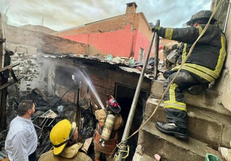 CProtección Civil y Bomberos refuerzan acciones de seguridad en Parral