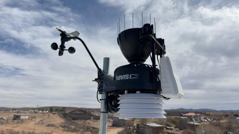 Opera SDR 30 estaciones meteorológicas en zonas agrícolas