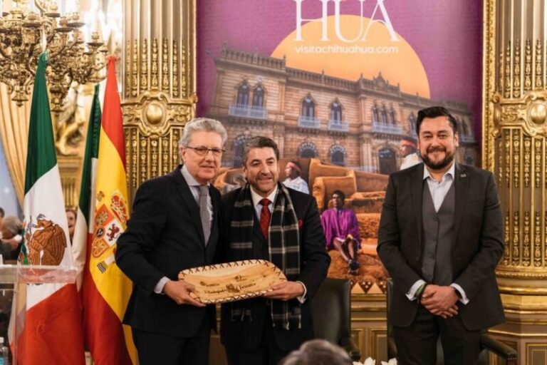 Guachochi destaca apoyo Estatal en FITUR 2026 en Madrid