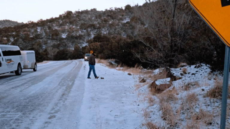 Prevén heladas y ambiente muy frío en gran parte del estado este lunes