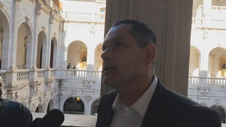 Avanza trámite para dotar a policías estatales de armamento de alto poder