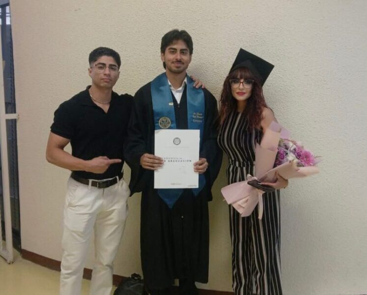 Joven juarense logra admisión en la London School of Economics