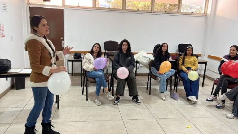 Fortalecen formación docente con talleres académicos  por el 120 aniversario de la IByCENECH