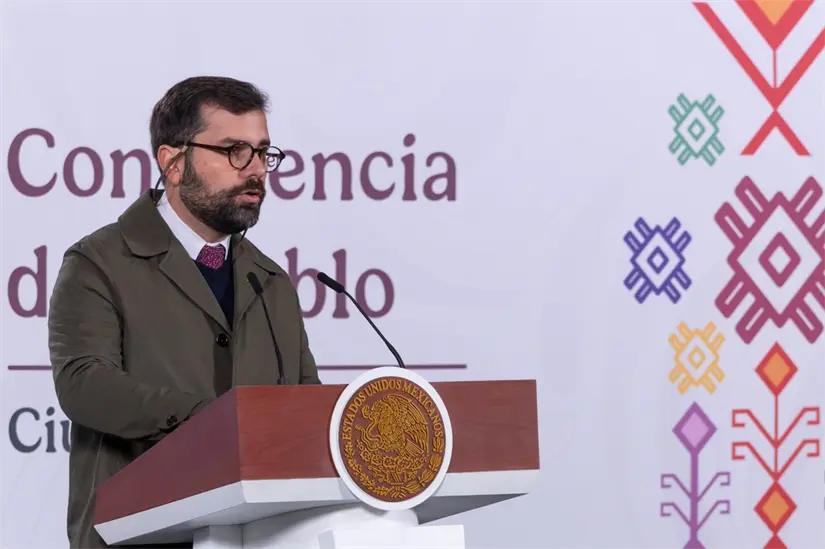 Alejandro Svarch, Director del IMSS Bienestar