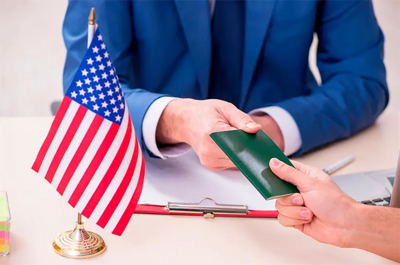 Sigue estos consejos básicos para tu entrevista consular. Foto: Cortesía.