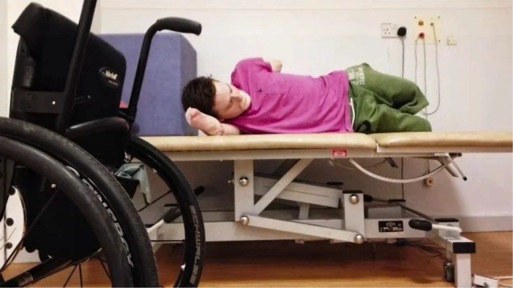 La historia de Alex Lewis: El hombre que encontró la felicidad tras perderlo todo 2 alex lewis - alex lewis