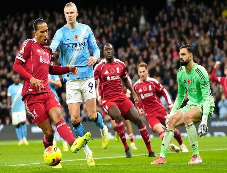 Manchester City se impone al Liverpool en un duelo clave de la Premier League