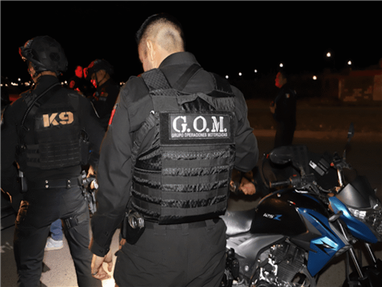 Remoción de policías municipales refuerza estrategia de depuración en Chihuahua