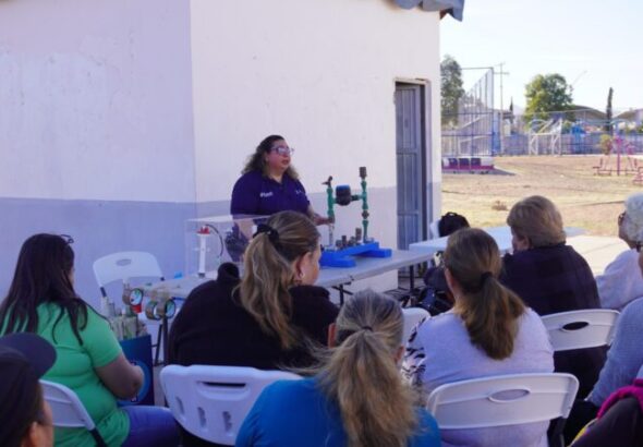 Lleva JMAS Chihuahua el curso “Plomería para Mujeres” a la colonia Villas del Real