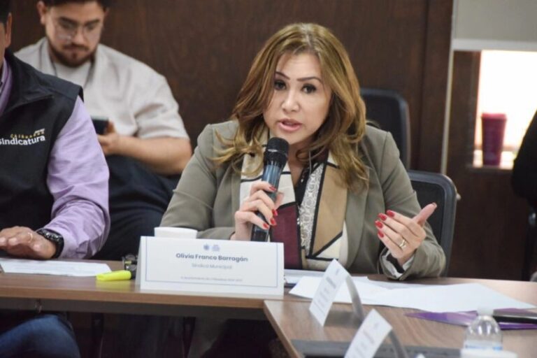 Respalda síndica investigación contra tomatito por misógino