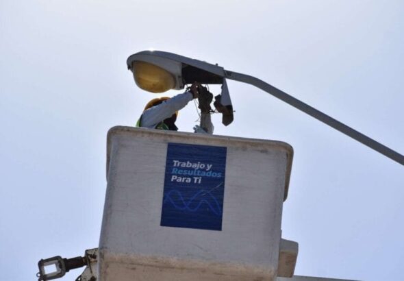 Sin luminarias colonia 11 de febrero