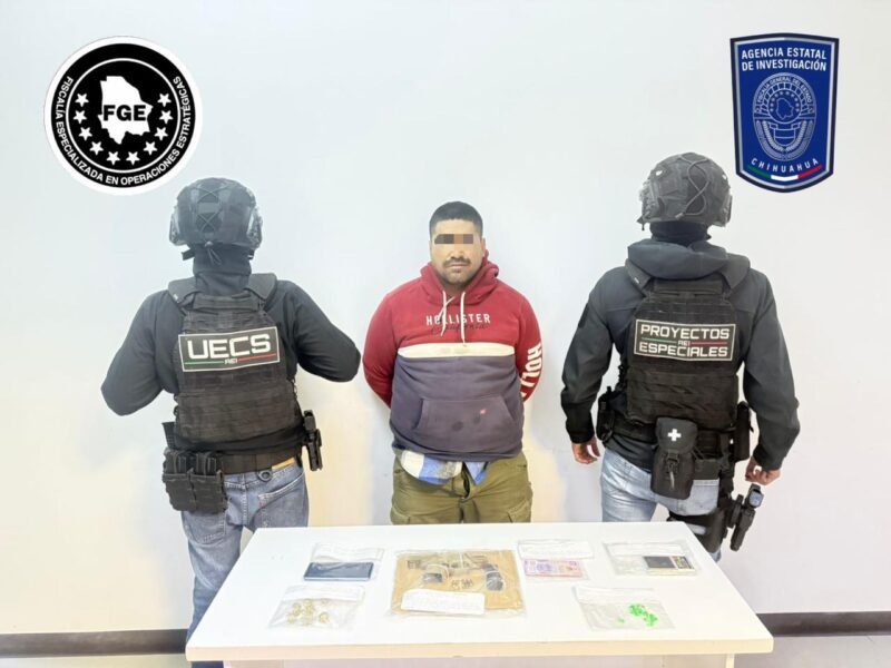 Detienen en el centro de Chihuahua a hombre con droga y arma de fuego