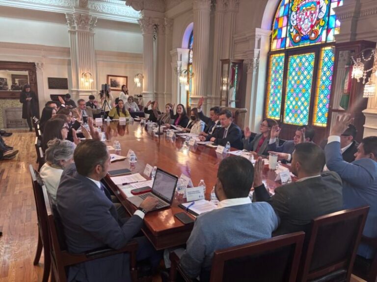 Lanzan exhorto a diputados para endurecer penas vs maltrato de perros policías