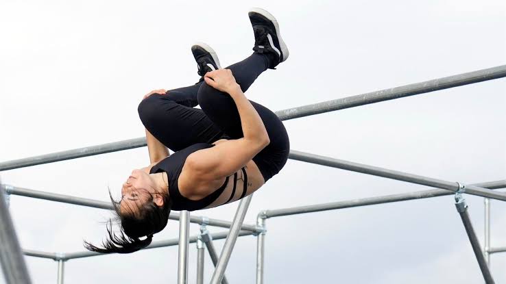 Noticias Chihuahua PAUSA.MX México brilla en Japón: Ella Bucio conquista oro y plata en el Mundial de Parkour