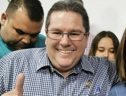 Manda Bonilla investigar al «Tomatito» por bocón y ofensivo