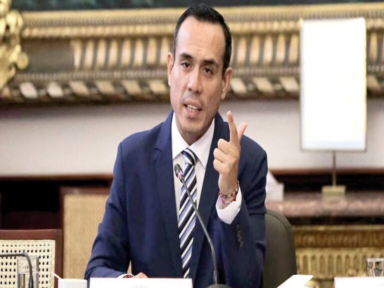 PERÚ EN CRISIS POLÍTICA: DESTITUCIÓN SACUDE AL GOBIERNO INTERINO