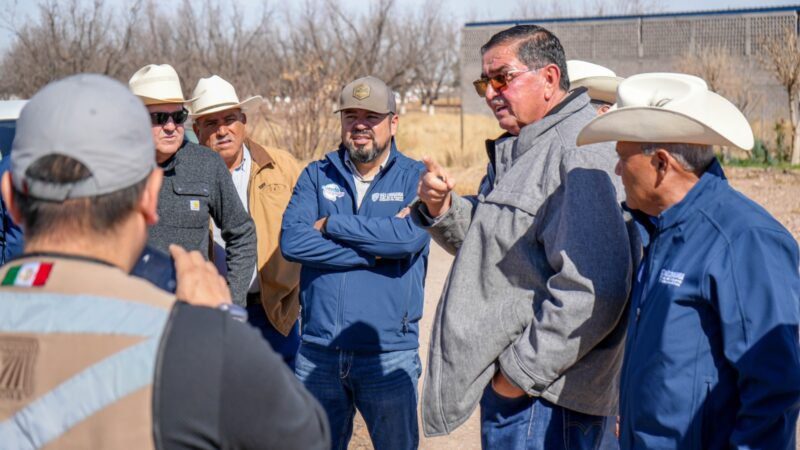 Supervisan obras hídricas en el Distrito de Riego 005