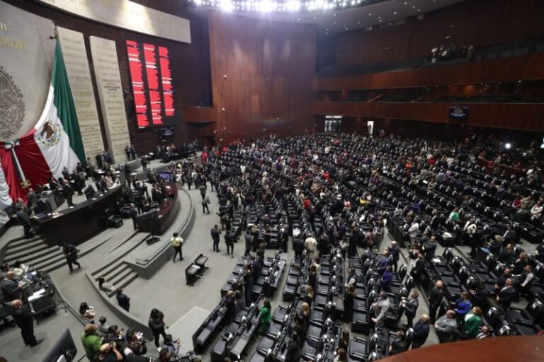 Cámara de Diputados remite a comisiones informes de la Permanente, Banxico, CNDH, FGR y SHCP