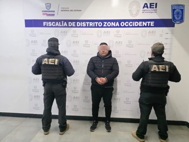 Presentarán hoy a director ante jueces; vehículo tenía partes robadas: Fiscalía
