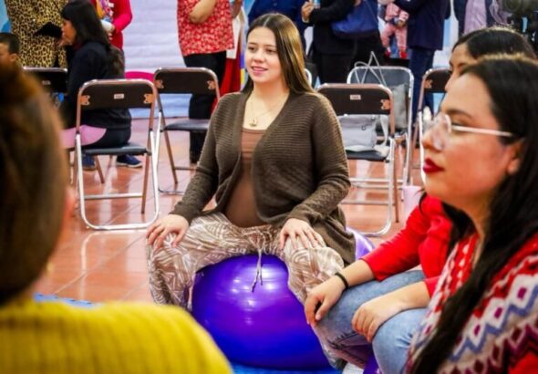 Colaboran autoridades e Fechac para fortalecer a mujeres embarazadas vulnerables