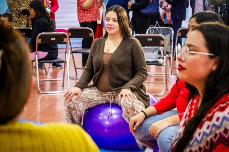 Colaboran autoridades e Fechac para fortalecer a mujeres embarazadas vulnerables