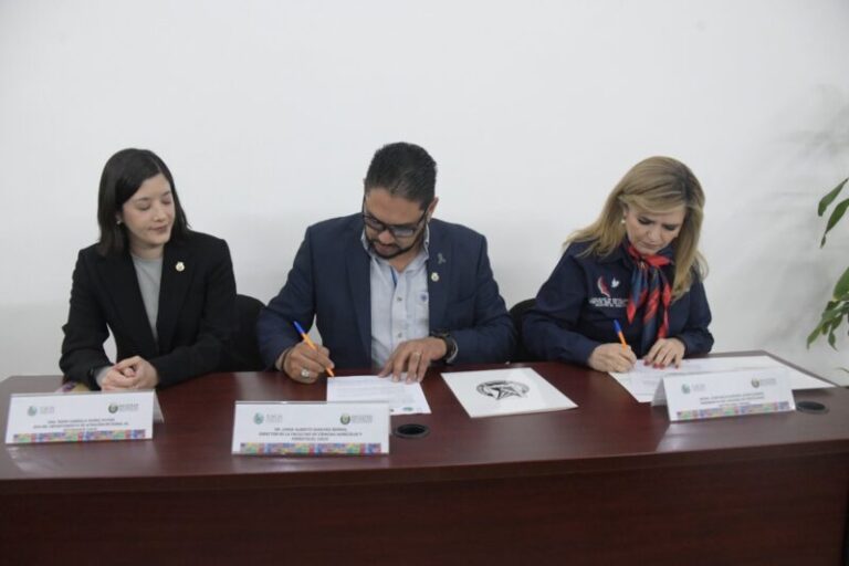 Firma UACH acuerdo en favor de salud mental