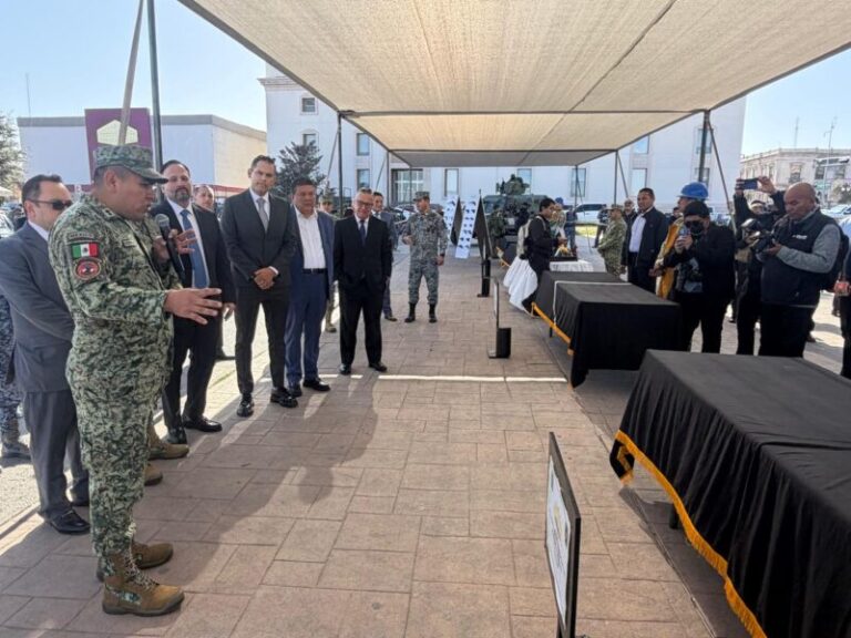 Destruyen más de mil armas decomisadas