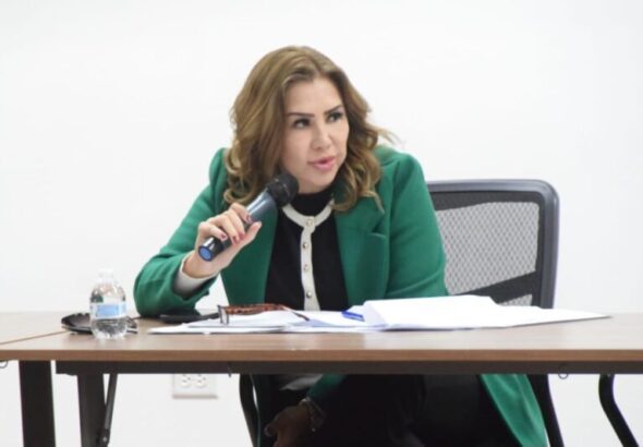 Llama síndica a pagar el predial