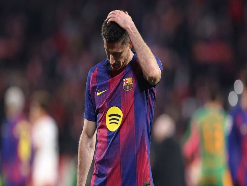 Girona sorprende al FC Barcelona y lo derrota 2-1 en LaLiga