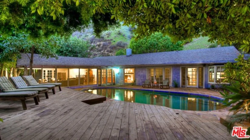 Así es la lujosa casa de Salma Hayek en Hollywood Hills West. Foto: Cortesía