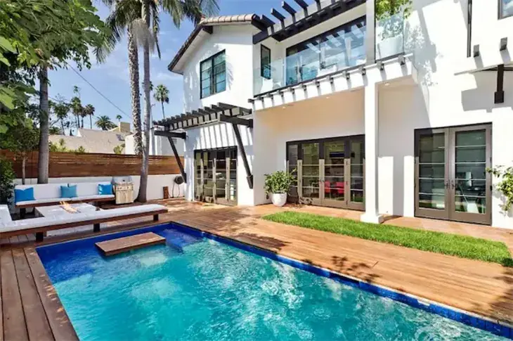 La lujosa mansión de Diego Boneta está ubicada en un de las zonas más exclusivas de California. Foto: Cortesía.