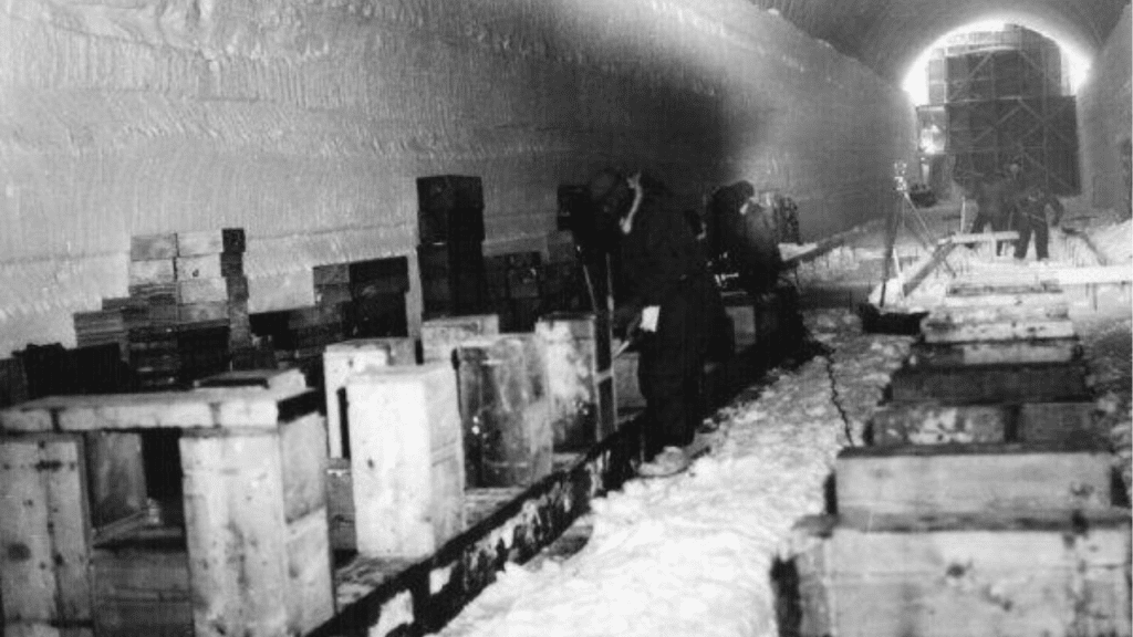 Camp Century: la base secreta bajo el hielo de Groenlandia revelada por radar de NASA 3 base - base