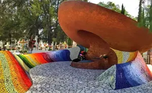 La impresionante tumba del gran José Alfredo Jiménez en Dolores Hidalgo, Guanajuato