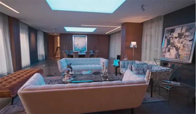 La mansión de Emmanuel. Foto: Esbarrio