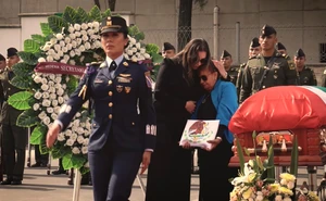 Sedena honra a soldados que murieron en operativo contra “El Mencho”