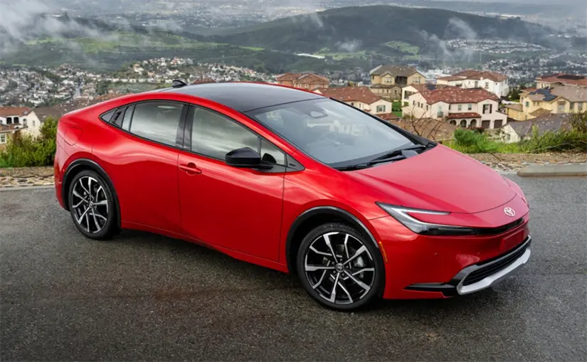 El Toyota Prius está entre los sedanes híbridos favoritos del mercado. Foto: Cortesía