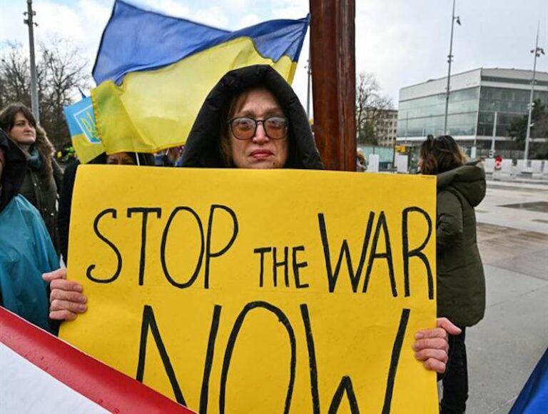 NUEVOS BOMBARDEOS Y NEGOCIACIONES : GUERRA EN UCRANIA