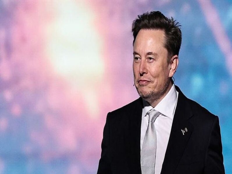 Elon Musk presenta proyecto de IA que podría revolucionar el software