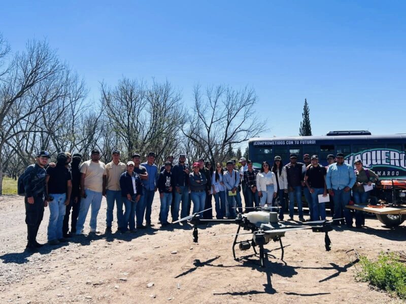 Estudiantes de UTCam fortalecen su formación con prácticas en tecnología agrícola