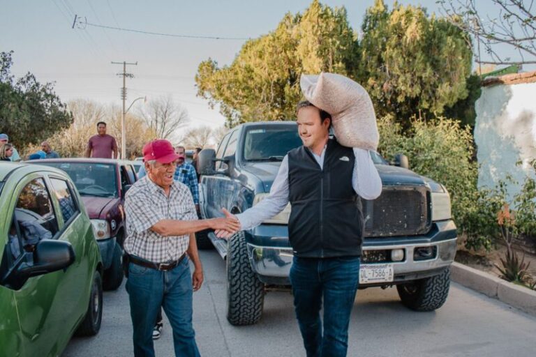Reafirma Municipio compromiso con las familias de La Laguna mediante programa de frijol subsidiado